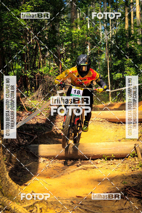 Buy your photos of the eventSul Brasileiro de Downhill on Fotop
