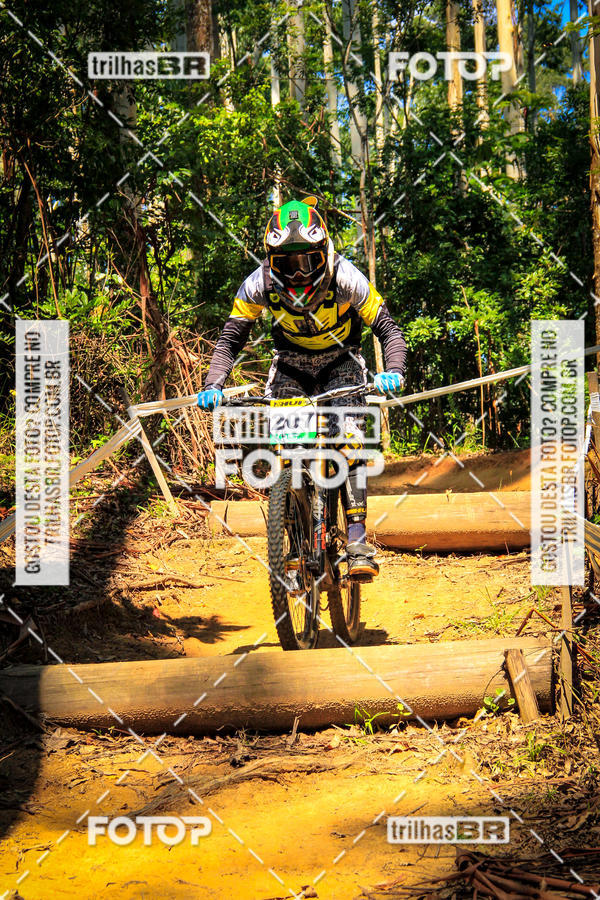 Buy your photos of the eventSul Brasileiro de Downhill on Fotop