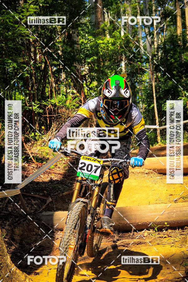 Buy your photos of the eventSul Brasileiro de Downhill on Fotop