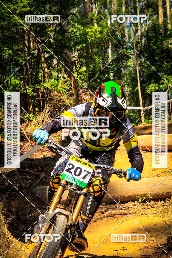 Buy your photos of the eventSul Brasileiro de Downhill on Fotop