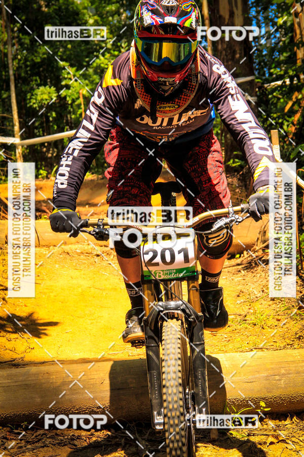 Buy your photos of the eventSul Brasileiro de Downhill on Fotop