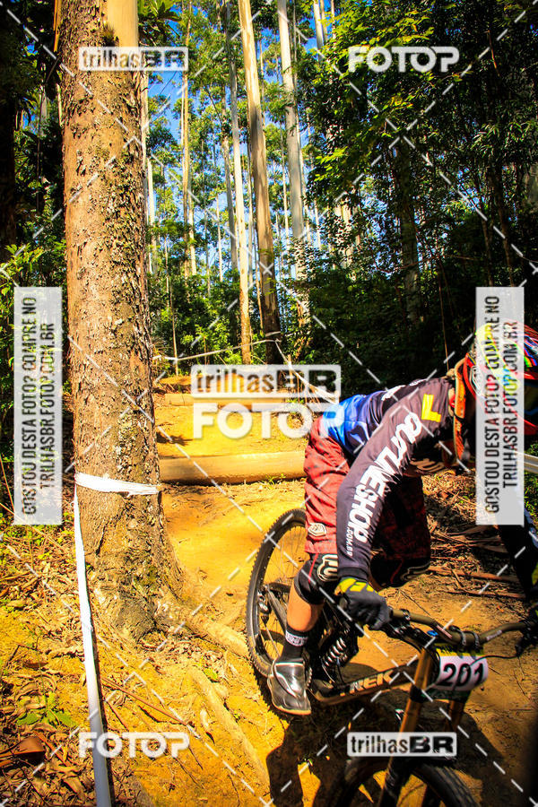 Buy your photos of the eventSul Brasileiro de Downhill on Fotop