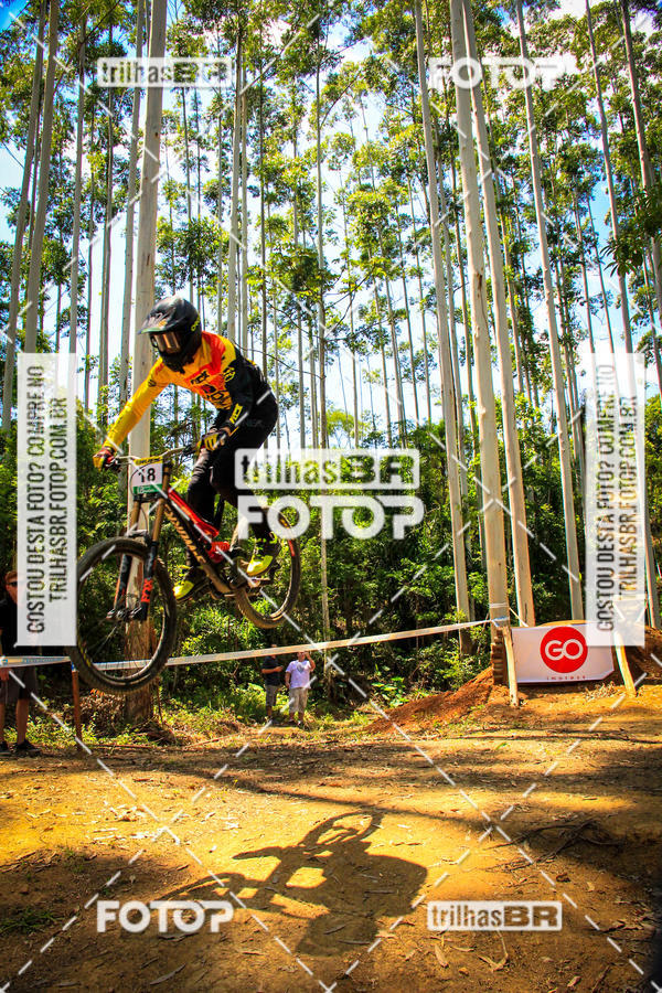 Buy your photos of the eventSul Brasileiro de Downhill on Fotop