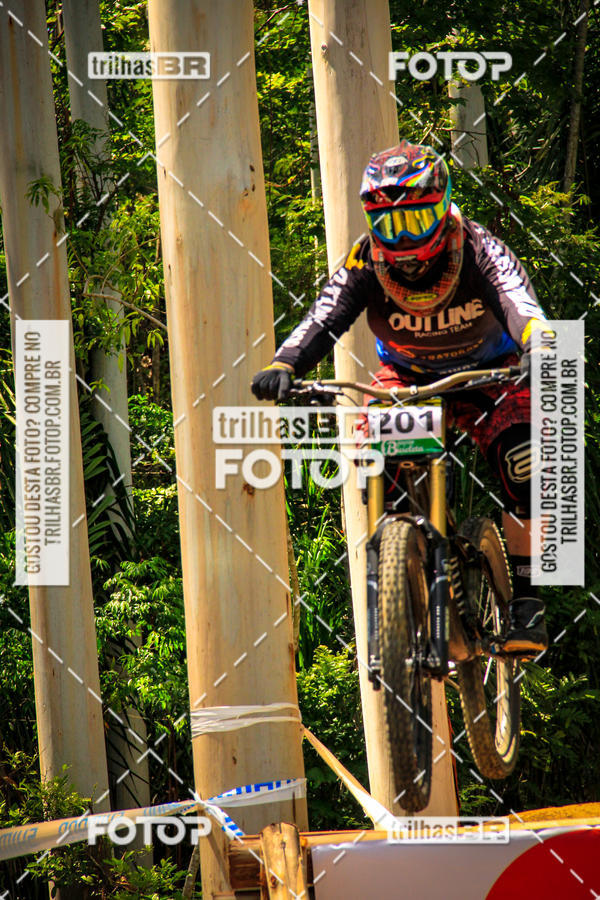 Buy your photos of the eventSul Brasileiro de Downhill on Fotop