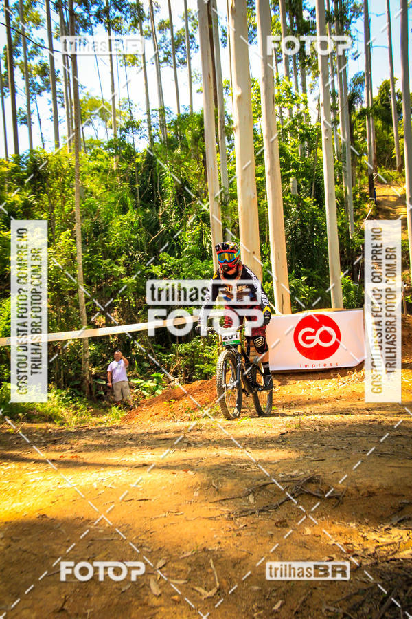 Buy your photos of the eventSul Brasileiro de Downhill on Fotop
