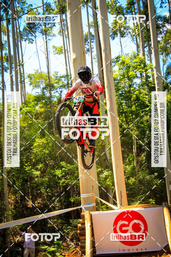 Buy your photos of the eventSul Brasileiro de Downhill on Fotop
