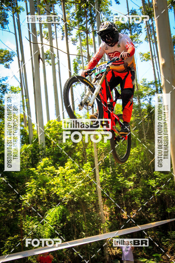 Buy your photos of the eventSul Brasileiro de Downhill on Fotop