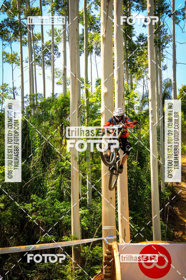 Buy your photos of the eventSul Brasileiro de Downhill on Fotop
