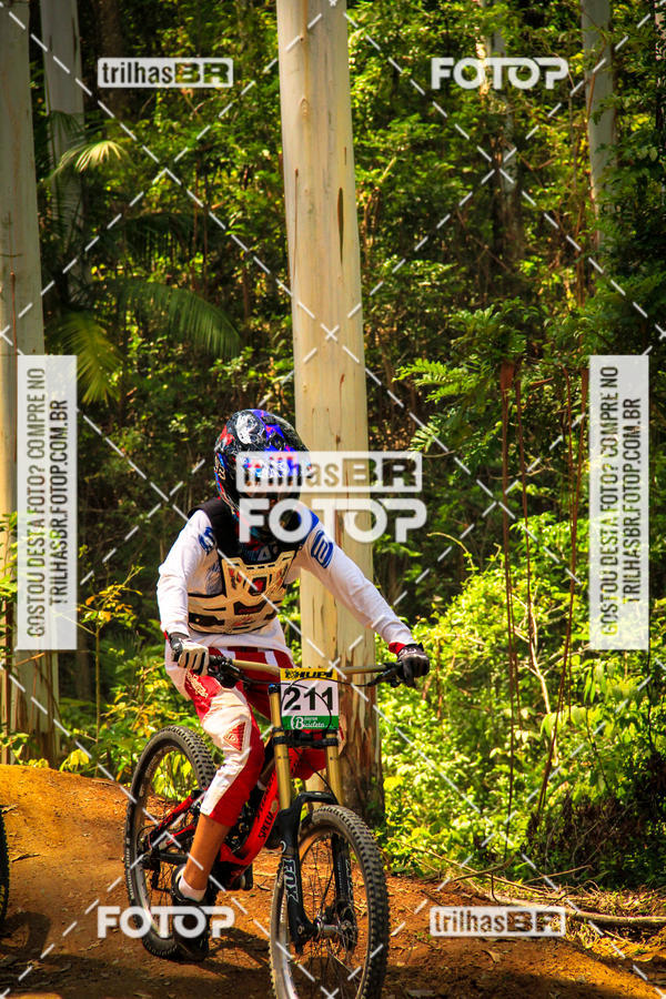 Buy your photos of the eventSul Brasileiro de Downhill on Fotop