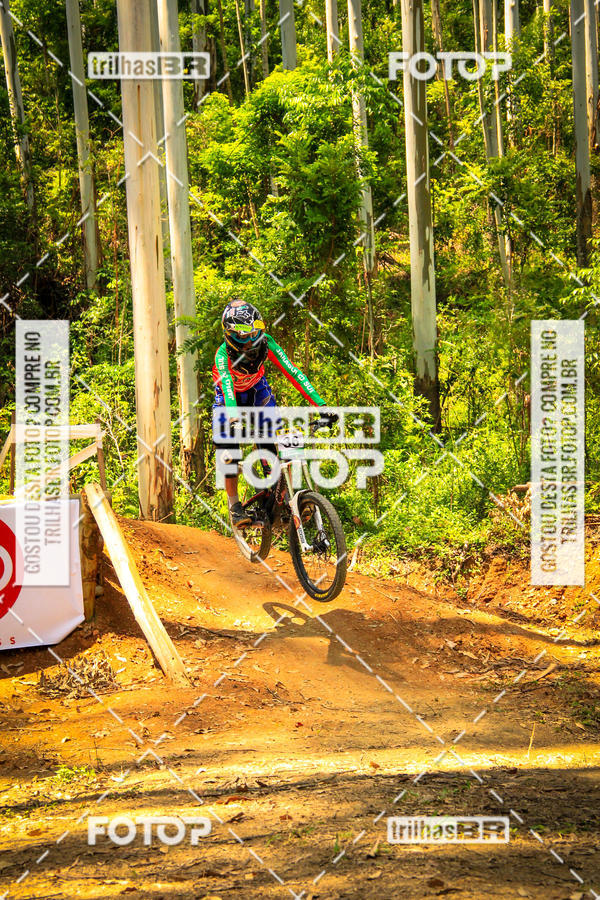 Buy your photos of the eventSul Brasileiro de Downhill on Fotop
