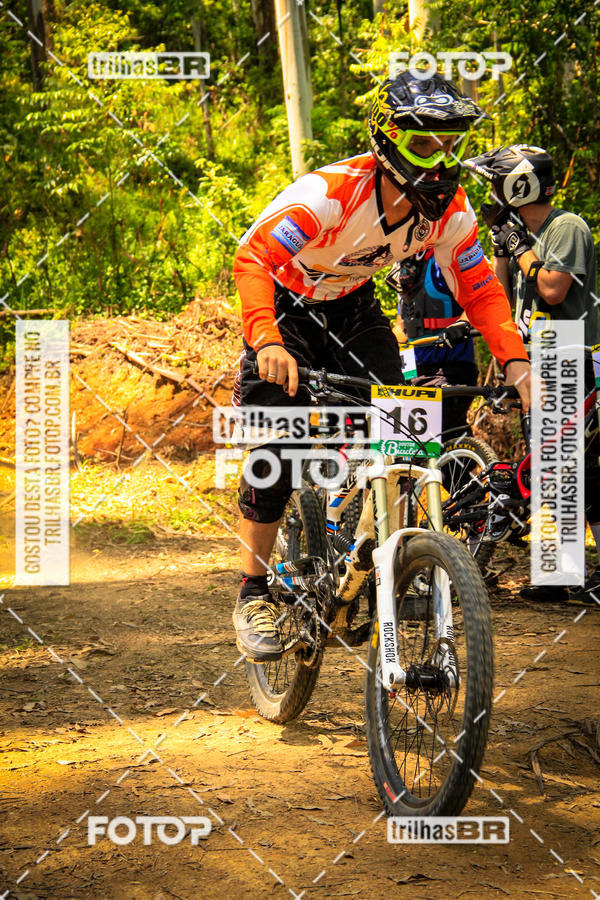 Buy your photos of the eventSul Brasileiro de Downhill on Fotop