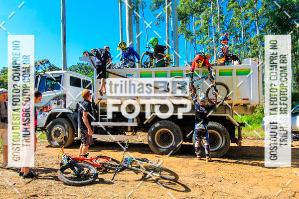 Buy your photos of the eventSul Brasileiro de Downhill on Fotop