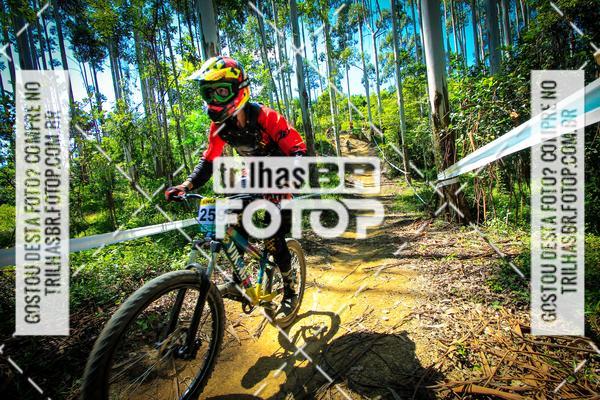 Buy your photos of the eventSul Brasileiro de Downhill on Fotop