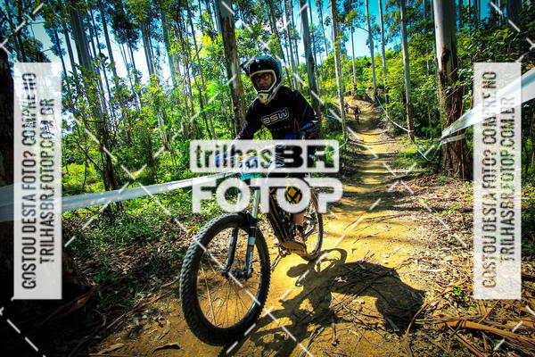Buy your photos of the eventSul Brasileiro de Downhill on Fotop