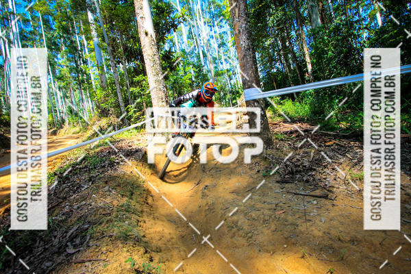Buy your photos of the eventSul Brasileiro de Downhill on Fotop