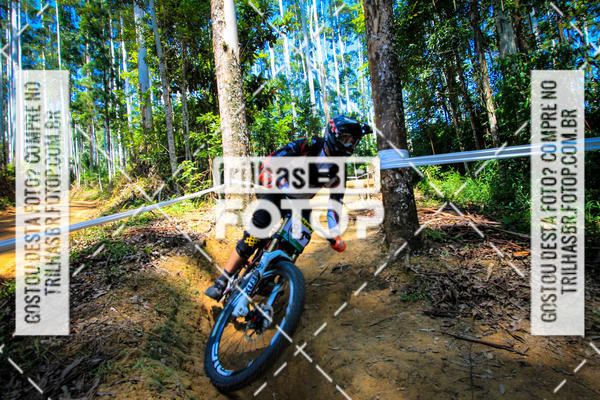 Buy your photos of the eventSul Brasileiro de Downhill on Fotop
