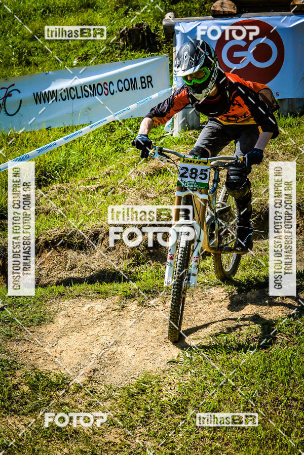 Buy your photos of the eventSul Brasileiro de Downhill on Fotop