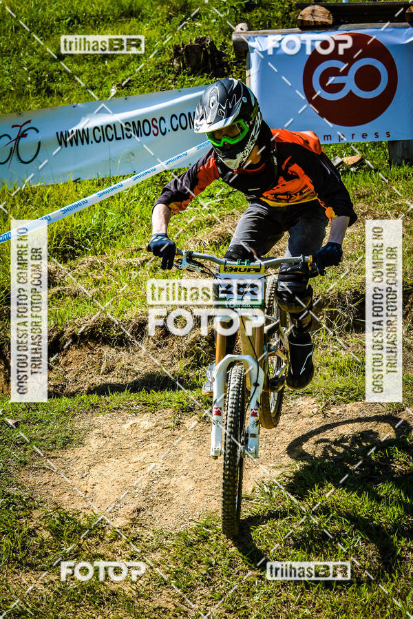 Buy your photos of the eventSul Brasileiro de Downhill on Fotop