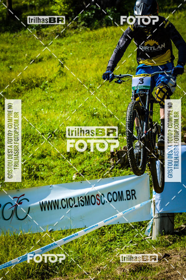 Buy your photos of the eventSul Brasileiro de Downhill on Fotop
