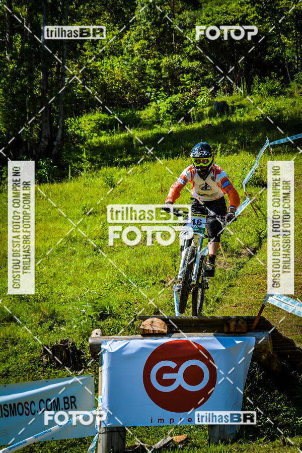 Buy your photos of the eventSul Brasileiro de Downhill on Fotop