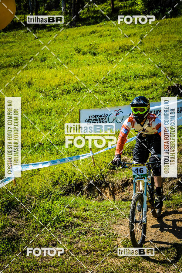 Buy your photos of the eventSul Brasileiro de Downhill on Fotop