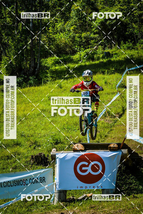 Buy your photos of the eventSul Brasileiro de Downhill on Fotop