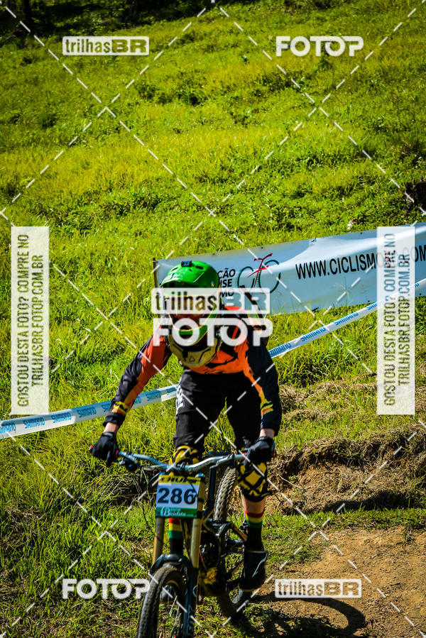 Buy your photos of the eventSul Brasileiro de Downhill on Fotop