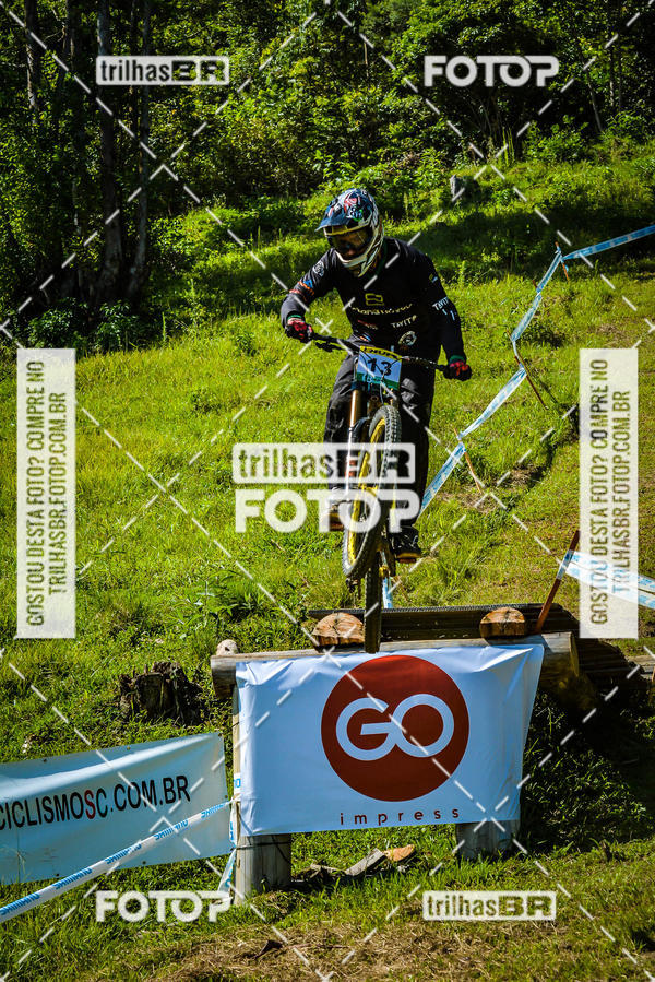 Buy your photos of the eventSul Brasileiro de Downhill on Fotop
