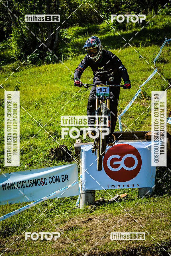 Buy your photos of the eventSul Brasileiro de Downhill on Fotop