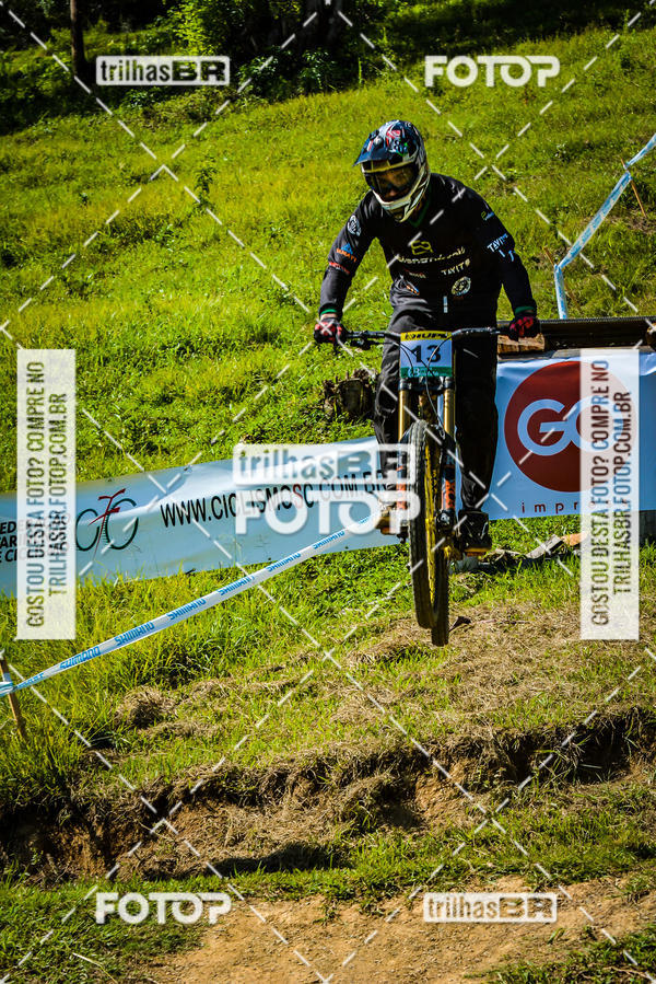 Buy your photos of the eventSul Brasileiro de Downhill on Fotop