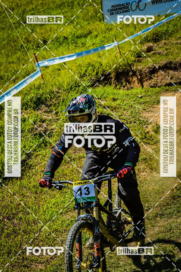 Buy your photos of the eventSul Brasileiro de Downhill on Fotop