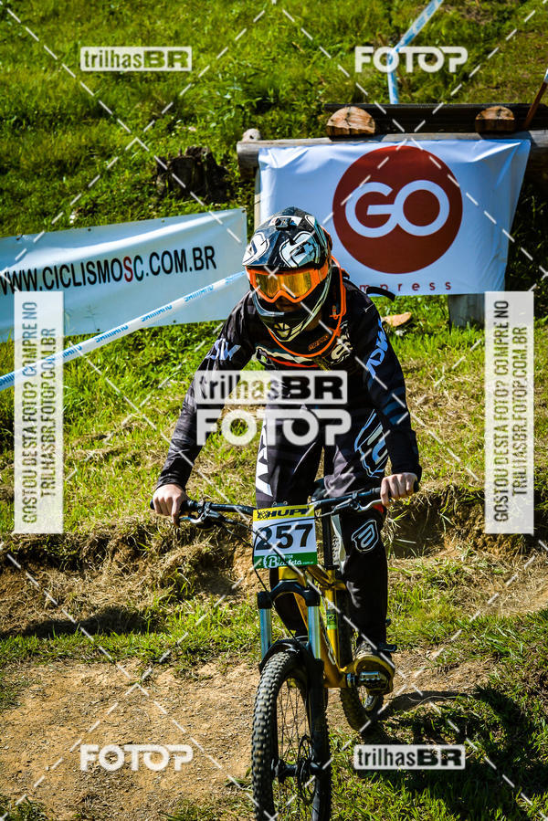 Buy your photos of the eventSul Brasileiro de Downhill on Fotop