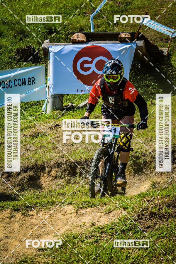Buy your photos of the eventSul Brasileiro de Downhill on Fotop