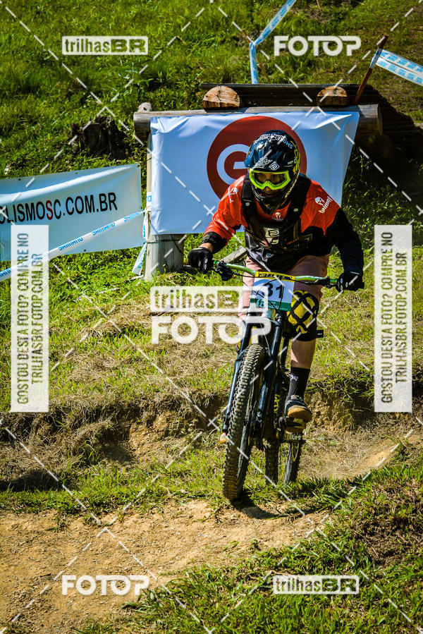 Buy your photos of the eventSul Brasileiro de Downhill on Fotop