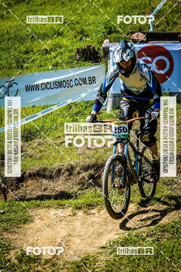 Buy your photos of the eventSul Brasileiro de Downhill on Fotop