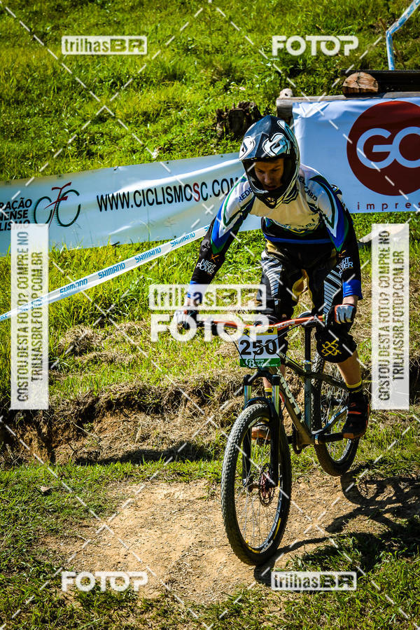 Buy your photos of the eventSul Brasileiro de Downhill on Fotop