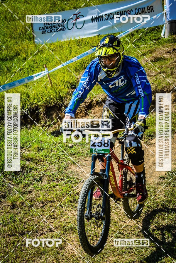 Buy your photos of the eventSul Brasileiro de Downhill on Fotop
