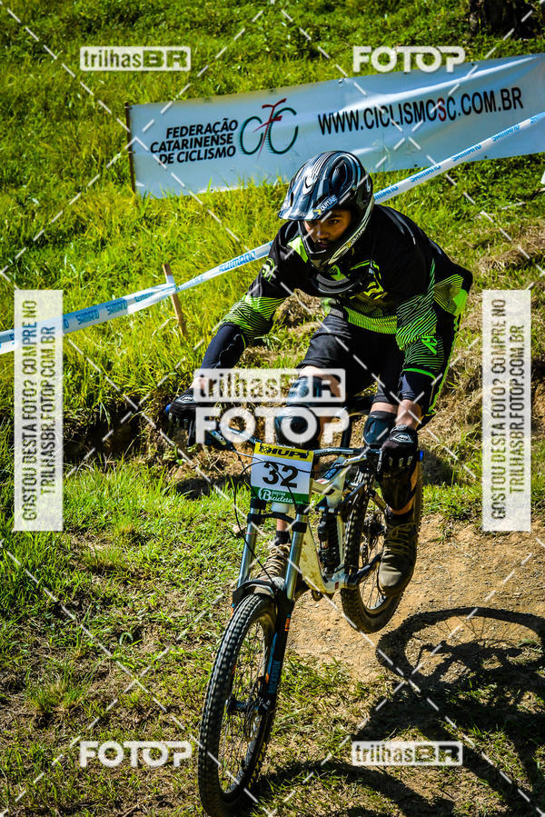 Buy your photos of the eventSul Brasileiro de Downhill on Fotop
