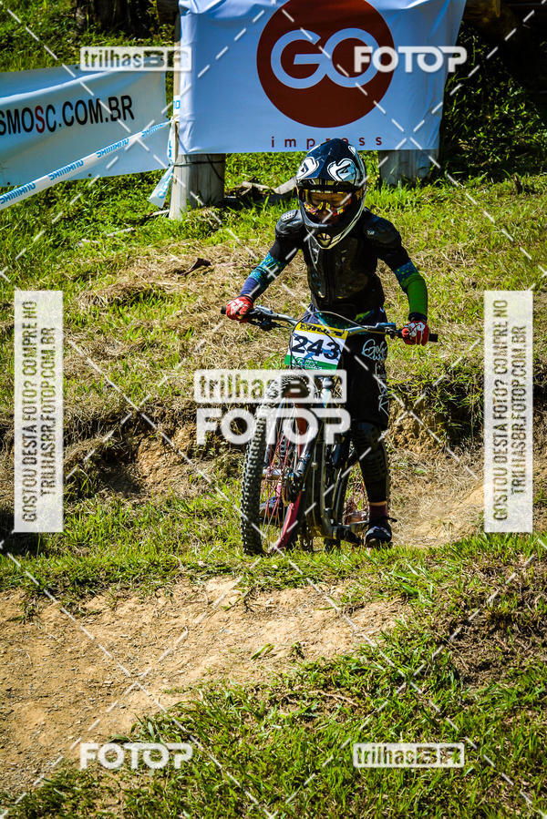 Buy your photos of the eventSul Brasileiro de Downhill on Fotop