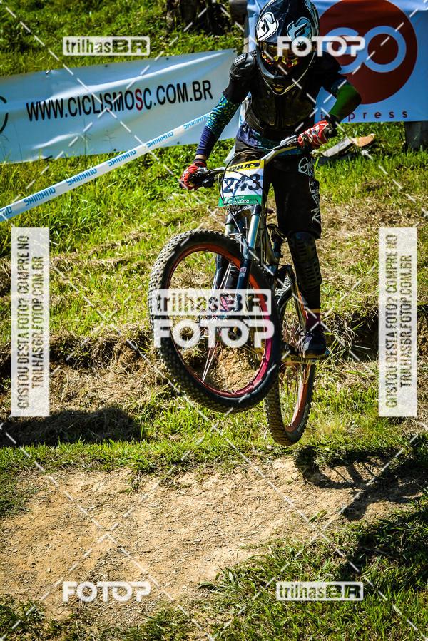 Buy your photos of the eventSul Brasileiro de Downhill on Fotop