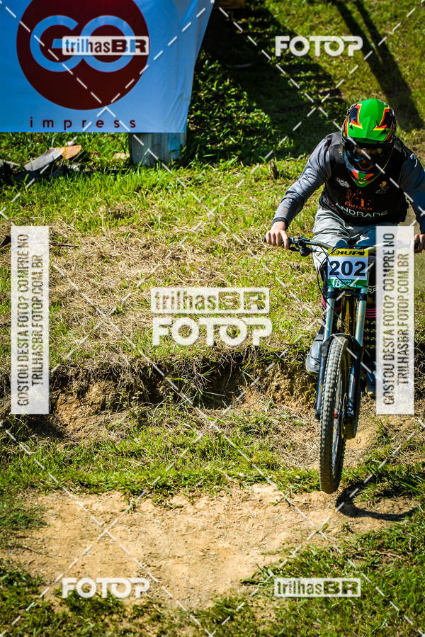 Buy your photos of the eventSul Brasileiro de Downhill on Fotop