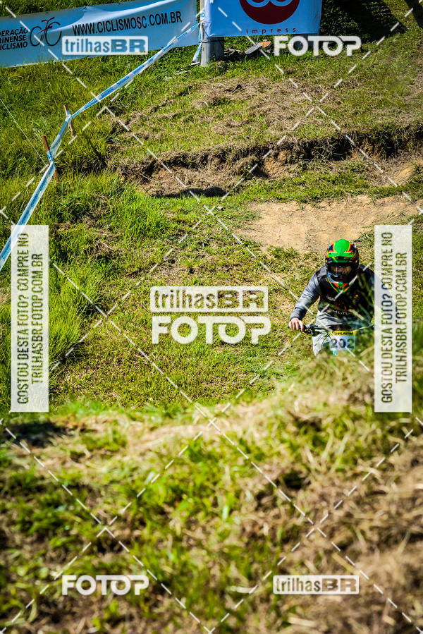 Buy your photos of the eventSul Brasileiro de Downhill on Fotop