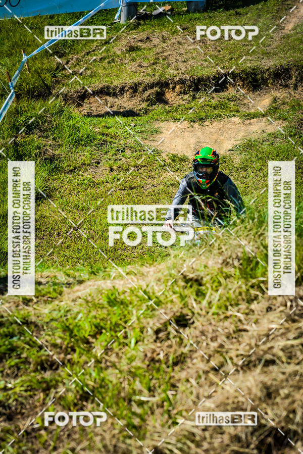 Buy your photos of the eventSul Brasileiro de Downhill on Fotop