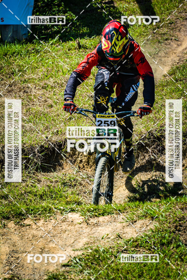 Buy your photos of the eventSul Brasileiro de Downhill on Fotop