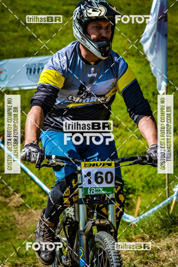 Buy your photos of the eventSul Brasileiro de Downhill on Fotop