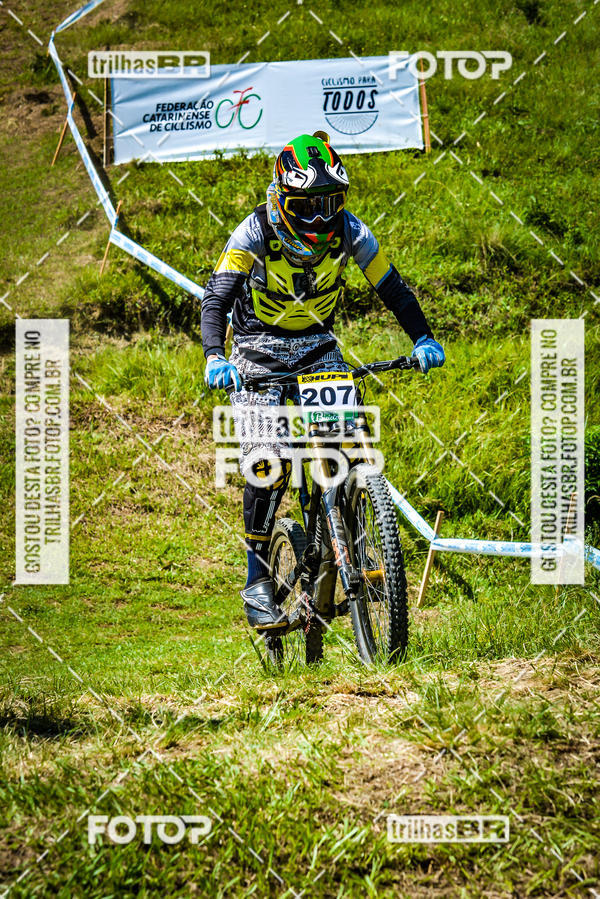Buy your photos of the eventSul Brasileiro de Downhill on Fotop