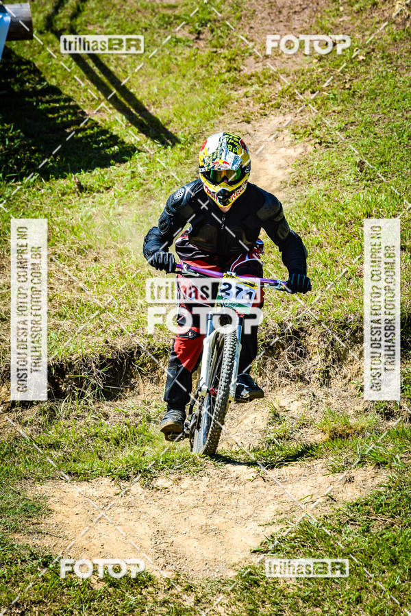 Buy your photos of the eventSul Brasileiro de Downhill on Fotop