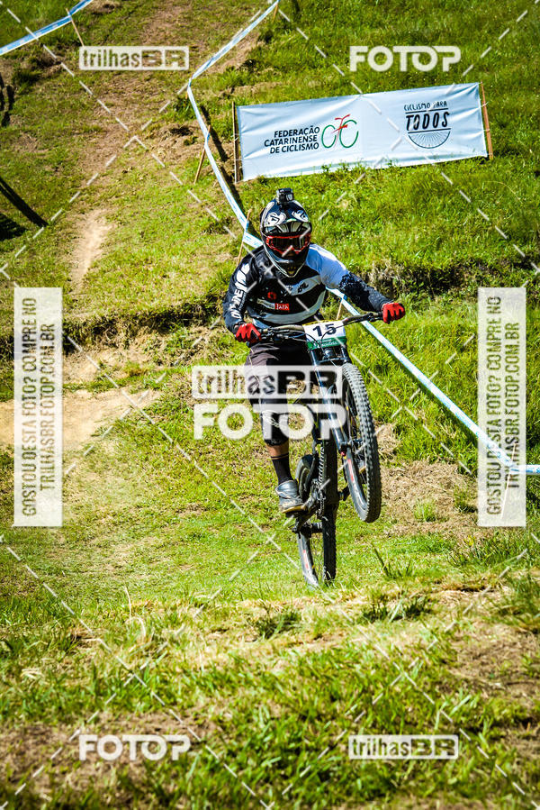 Buy your photos of the eventSul Brasileiro de Downhill on Fotop