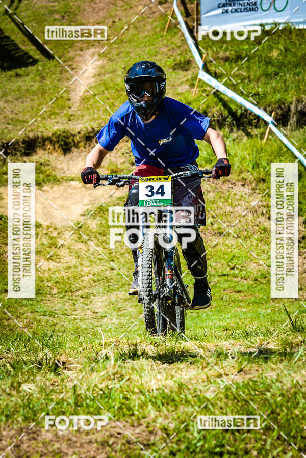 Buy your photos of the eventSul Brasileiro de Downhill on Fotop