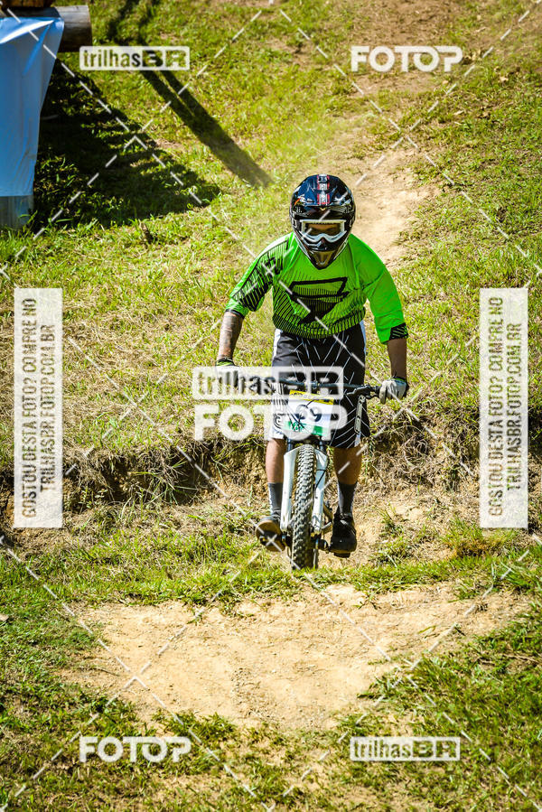 Buy your photos of the eventSul Brasileiro de Downhill on Fotop